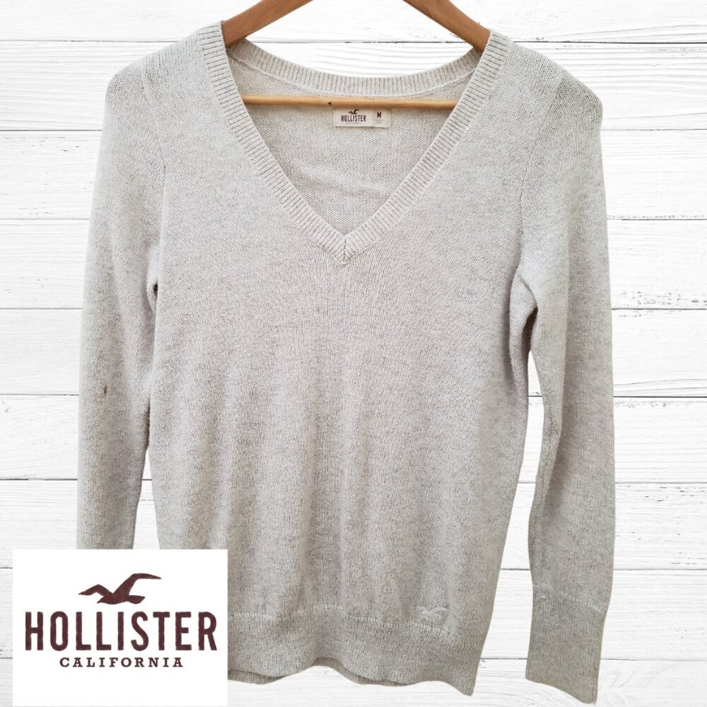 Hollister Cream V-neck Sweater SZ Med